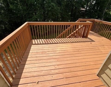 145 Glenside Lane - Photo Thumbnail 15