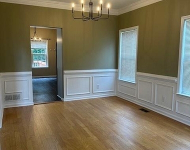 145 Glenside Lane - Photo Thumbnail 22