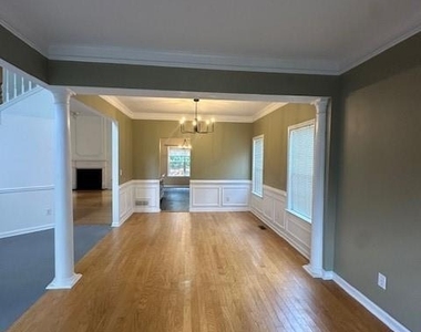145 Glenside Lane - Photo Thumbnail 21