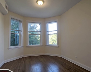 2814 N Troy Street - Photo Thumbnail 2