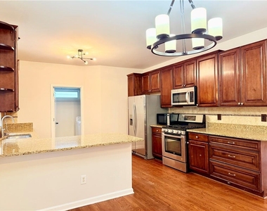 5010 Tidewater Way - Photo Thumbnail 9
