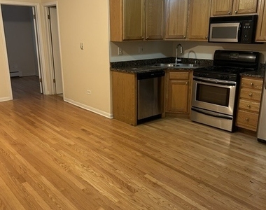4056 N California Avenue - Photo Thumbnail 4