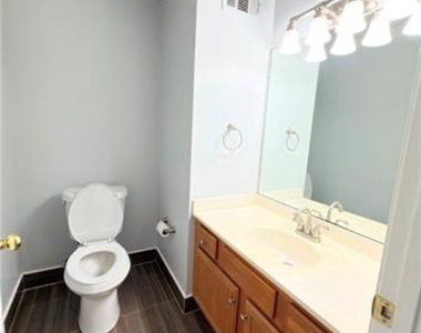 1430 Evers Walk - Photo Thumbnail 8