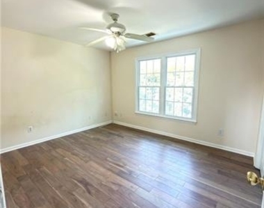 1430 Evers Walk - Photo Thumbnail 15