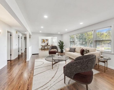 1108 Fortuna Avenue - Photo Thumbnail 4