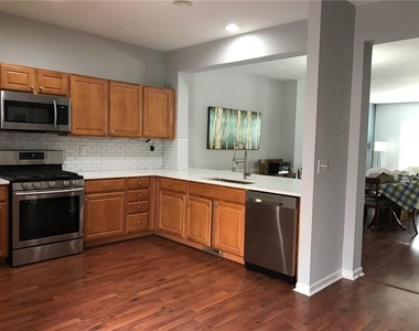 783 Tulip Poplar Way - Photo Thumbnail 8