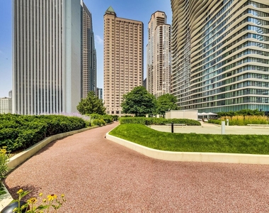 198 N Park Drive - Photo Thumbnail 78