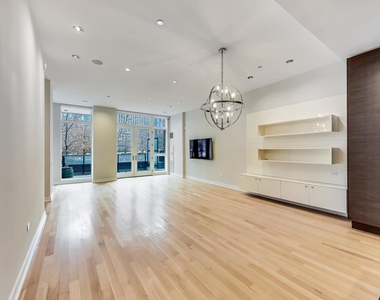198 N Park Drive - Photo Thumbnail 6