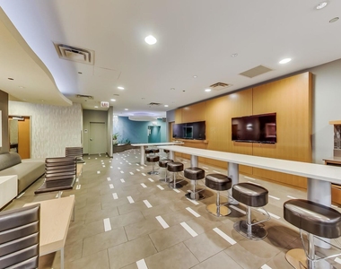 198 N Park Drive - Photo Thumbnail 35