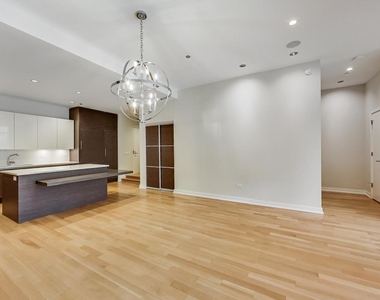 198 N Park Drive - Photo Thumbnail 4
