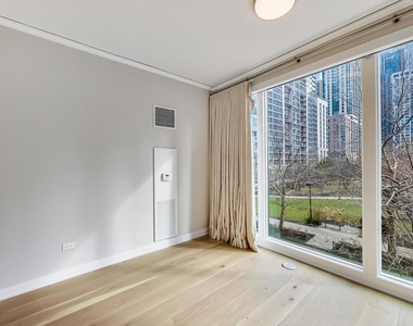 198 N Park Drive - Photo Thumbnail 11