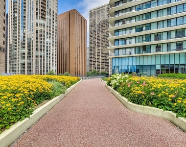 198 N Park Drive - Photo Thumbnail 79