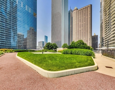 198 N Park Drive - Photo Thumbnail 77