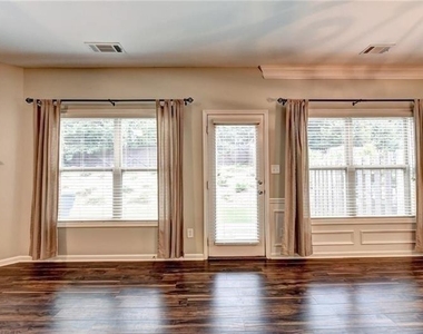 6225 Apple Rose Drive - Photo Thumbnail 9