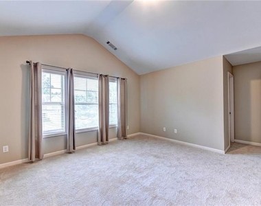 6225 Apple Rose Drive - Photo Thumbnail 20