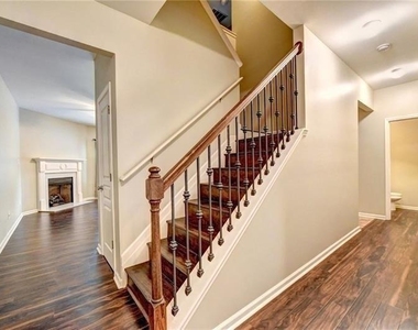 6225 Apple Rose Drive - Photo Thumbnail 3