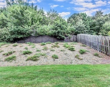 6225 Apple Rose Drive - Photo Thumbnail 26