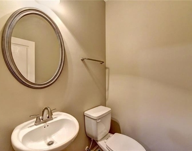 6225 Apple Rose Drive - Photo Thumbnail 12