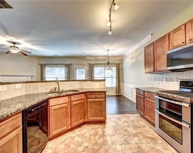 6225 Apple Rose Drive - Photo Thumbnail 11