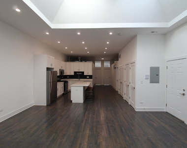 1474 N Milwaukee Avenue - Photo Thumbnail 7