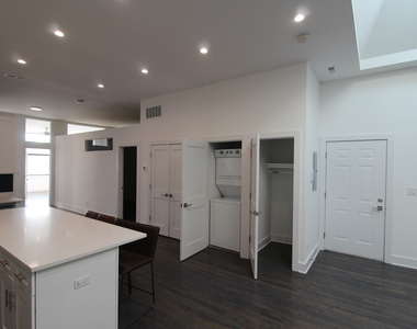 1474 N Milwaukee Avenue - Photo Thumbnail 8