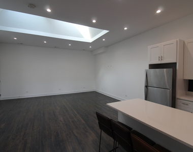 1474 N Milwaukee Avenue - Photo Thumbnail 11