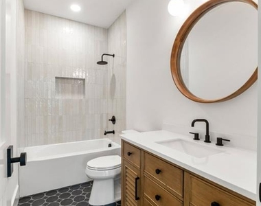 2771 Guthrie Street Se - Photo Thumbnail 37