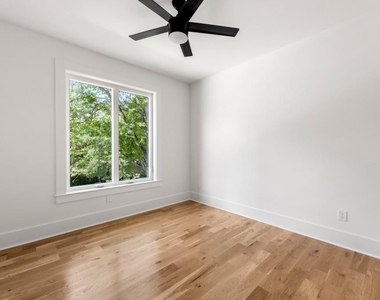 2771 Guthrie Street Se - Photo Thumbnail 38
