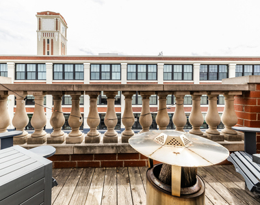 2540 W Diversey Avenue - Photo Thumbnail 9