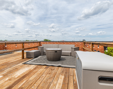 2540 W Diversey Avenue - Photo Thumbnail 19