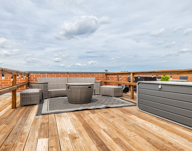 2540 W Diversey Avenue - Photo Thumbnail 18