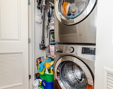 2540 W Diversey Avenue - Photo Thumbnail 17