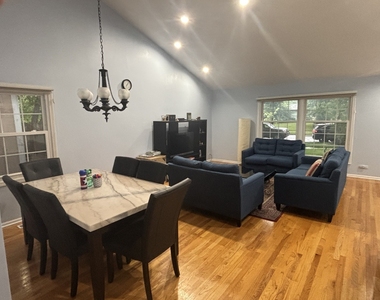 871 Lehigh Lane - Photo Thumbnail 7