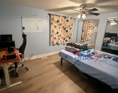 871 Lehigh Lane - Photo Thumbnail 2