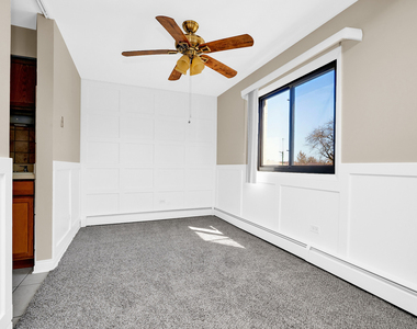 6101 W 64th Place - Photo Thumbnail 4