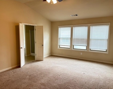 1012 Haley Woods Court - Photo Thumbnail 9