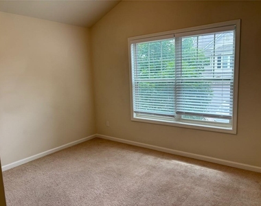 1012 Haley Woods Court - Photo Thumbnail 16