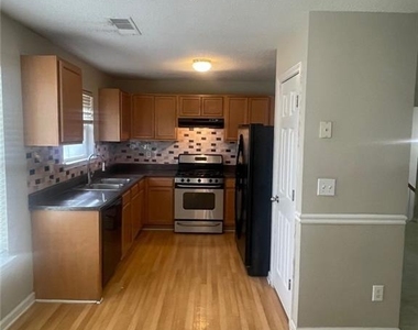 5160 Bridle Point Parkway Sw - Photo Thumbnail 8