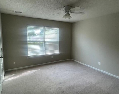 5160 Bridle Point Parkway Sw - Photo Thumbnail 20