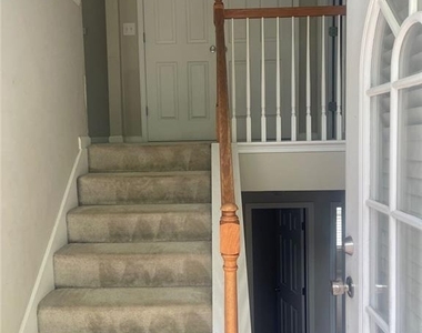 5160 Bridle Point Parkway Sw - Photo Thumbnail 2
