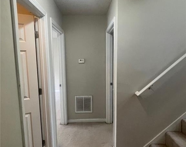 5160 Bridle Point Parkway Sw - Photo Thumbnail 17