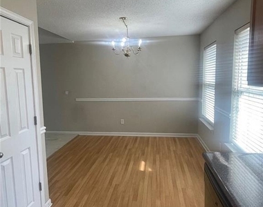 5160 Bridle Point Parkway Sw - Photo Thumbnail 7