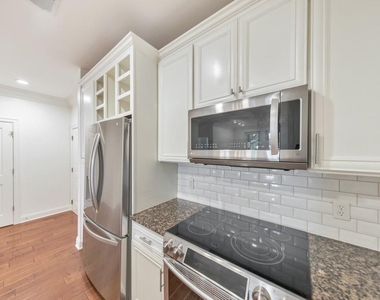 901 Abernathy Road Ne - Photo Thumbnail 22