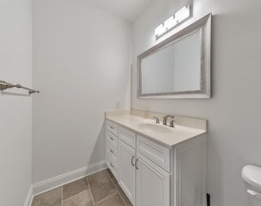 901 Abernathy Road Ne - Photo Thumbnail 32