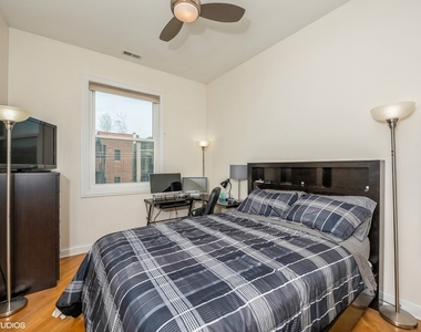 2905 N Halsted Street - Photo Thumbnail 8