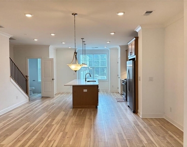 1343 Harvest Park Lane - Photo Thumbnail 8