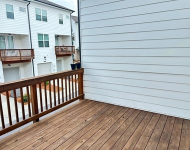 1343 Harvest Park Lane - Photo Thumbnail 21