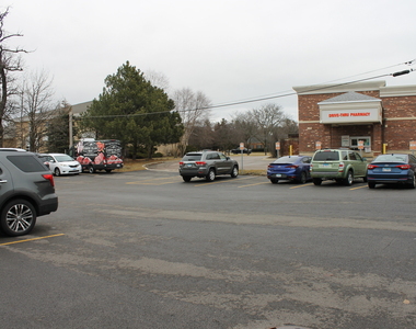 715 E State Street - Photo Thumbnail 19