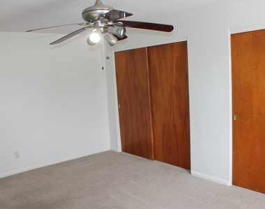 715 E State Street - Photo Thumbnail 11