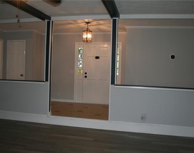 2075 Pinewood Drive - Photo Thumbnail 34